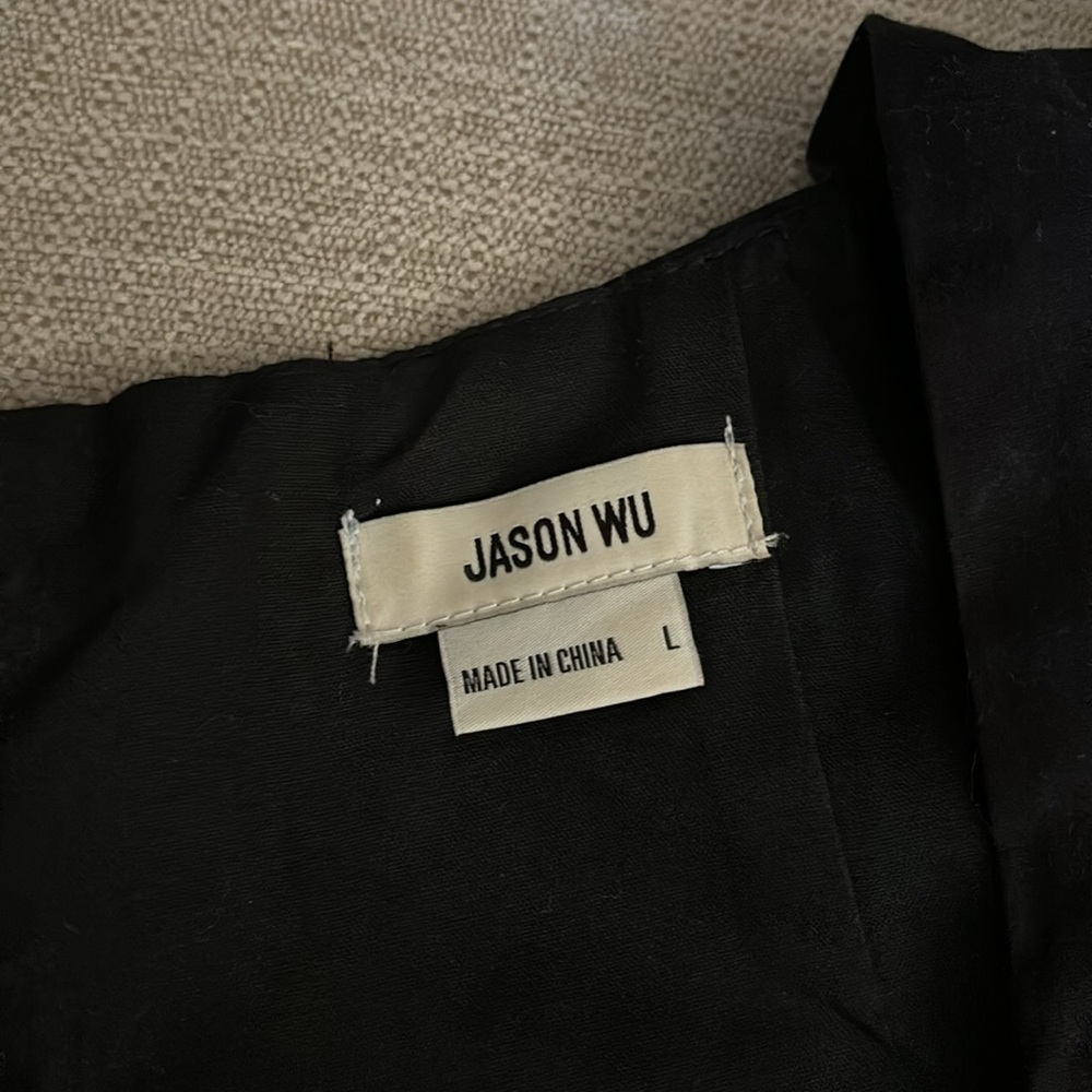 ♥️… Jason Wu Black Top - Picture 5 of 6